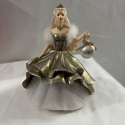 Barbie, 2000 celebration ornament special edition 