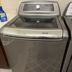   Kenmore Elite Washer and dryer Glass top