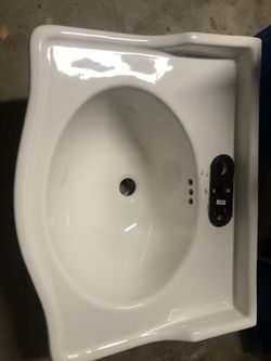 Brand New Bathroom Sink/stand “Complete”
