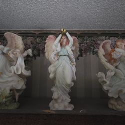 Three Seraphim Classic Collection AngelsLovely set of three Seraphim Angels