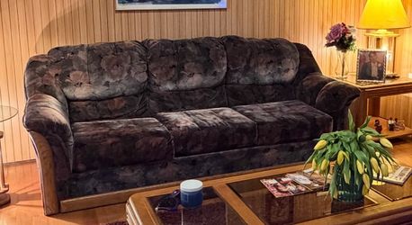 Velvet floral grandma-core couch
