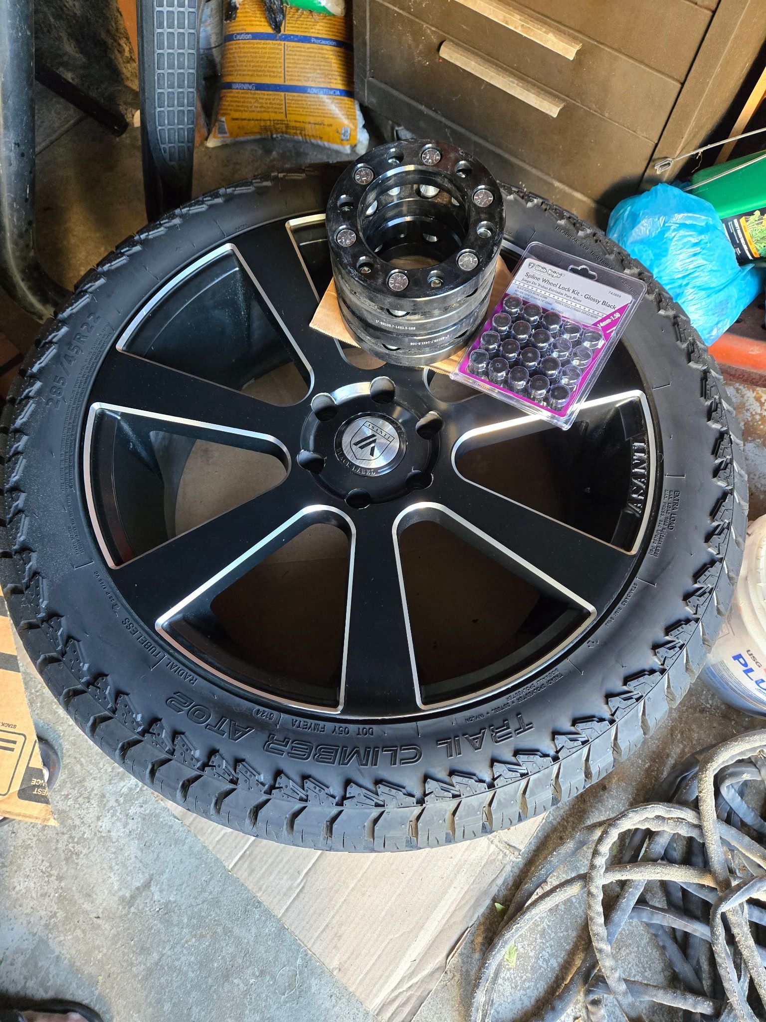 22” Rims & Tires