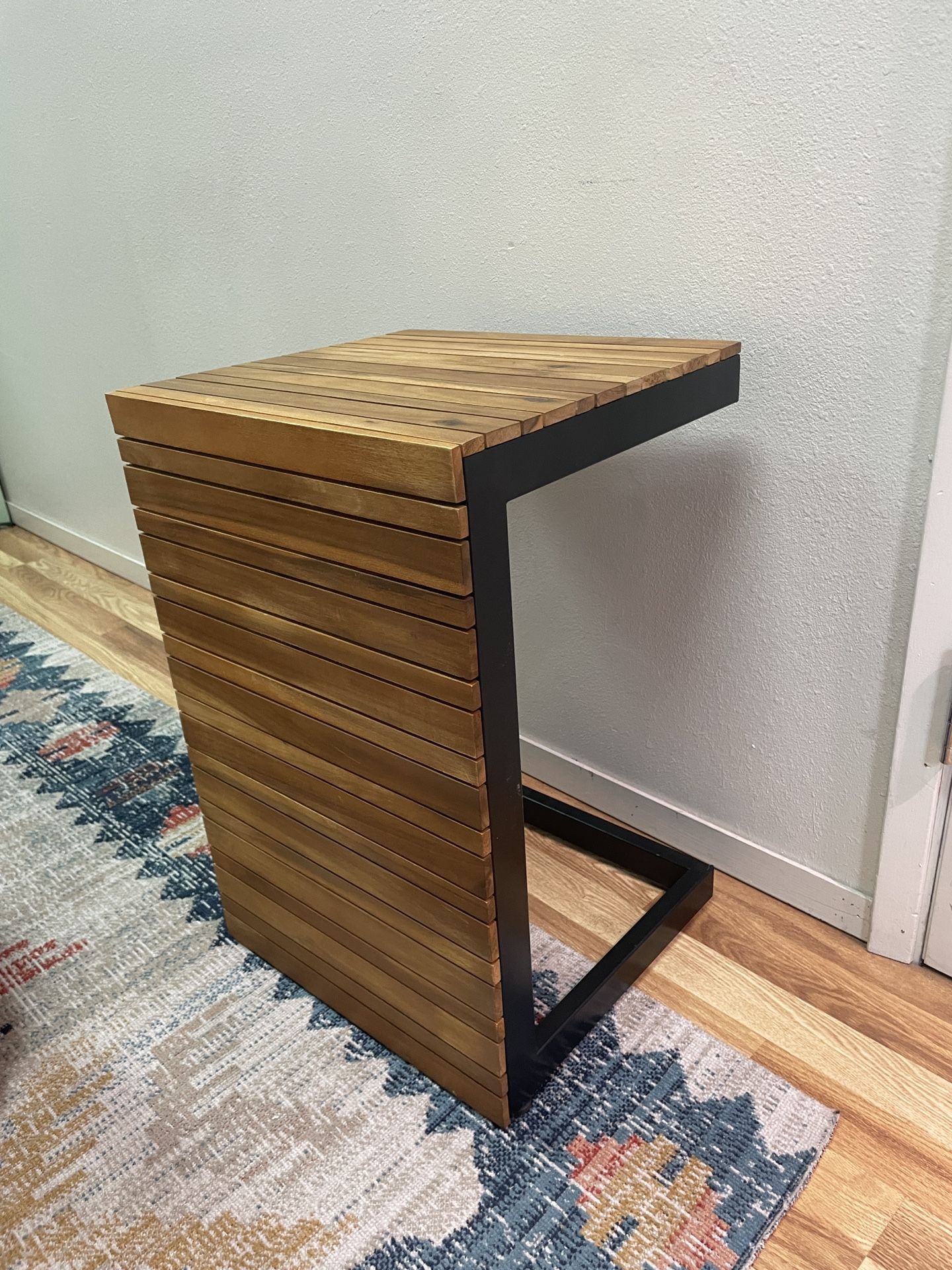 Night Stand/Coffee Table 