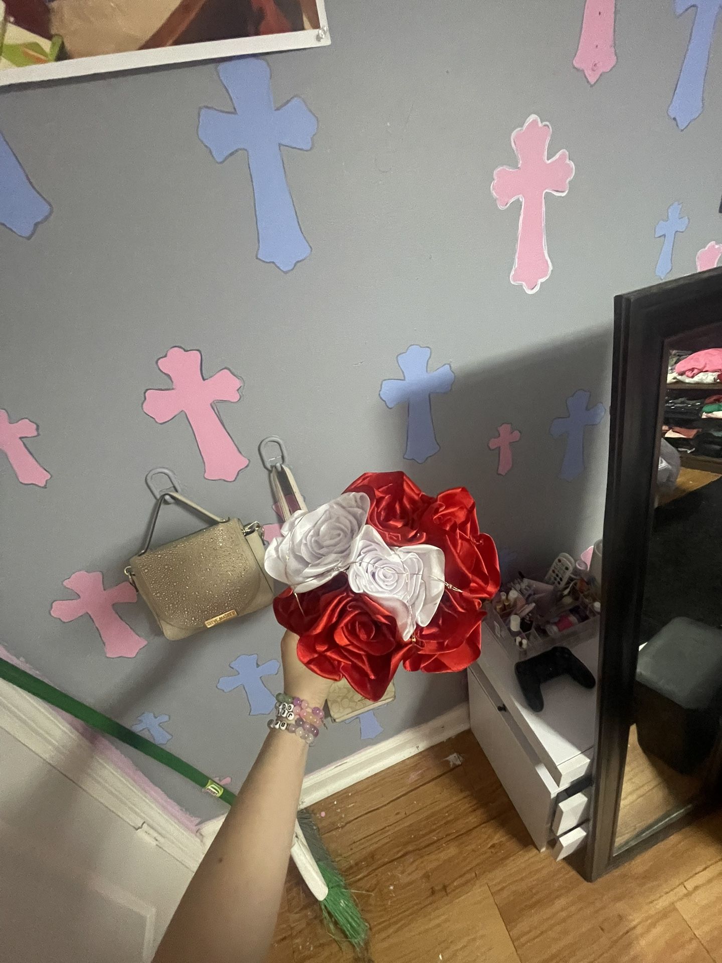 7 Ribbon Flowers With Flower Stand