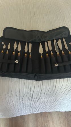 Mark pallet knives for paint
