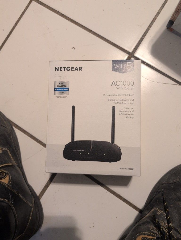 Brand New Netgear AC1000 WiFi Router