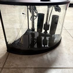 Top Fin Corner Tank Aquarium  6 Gallon