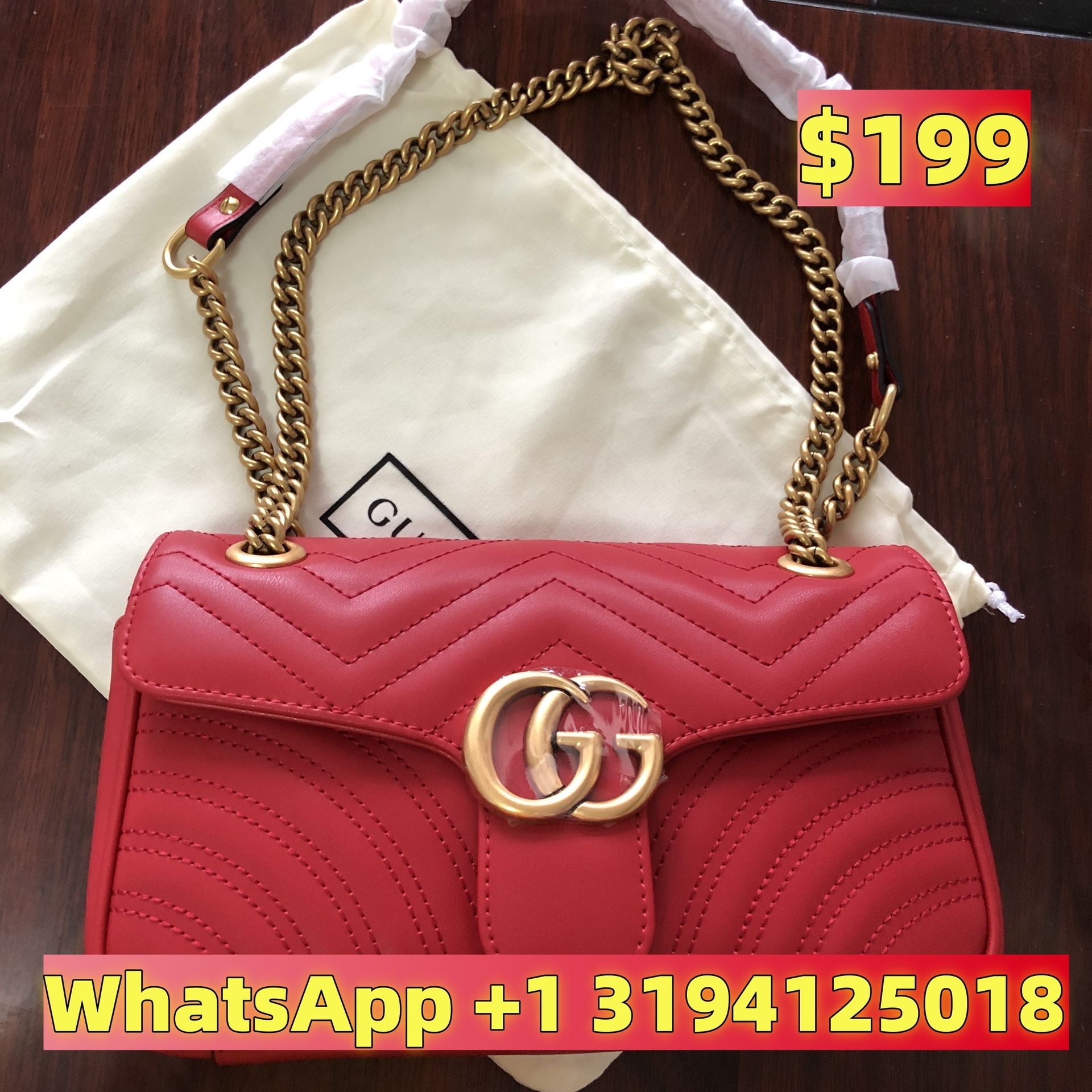 GUCCI GG Marmont Small Shoulder Bag
