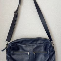 Capra Full Grain Leather Messenger Bag Unisex