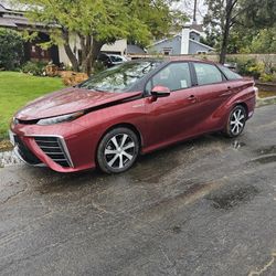 2019 Toyota Mirai Clean Title I Will Take Payments