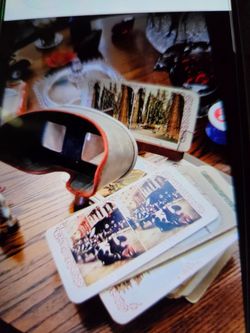 Antique three d view master with seventy five cards.Perfect very old