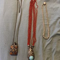 3 Vintage Necklace 