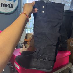 Flat Black Boots Size 9