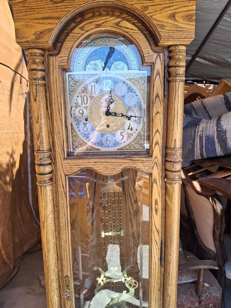 HOWARD MILLER GRANDFATHER CLOCK