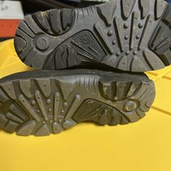 Children’s Snow Clothes