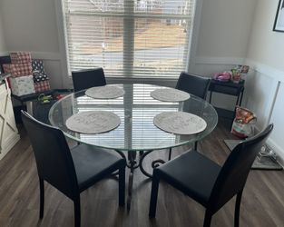 Glass Dining Room Table With 6 Chairs