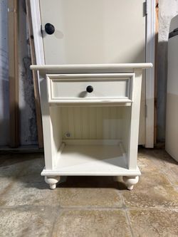 Stanley Furniture Nightstand