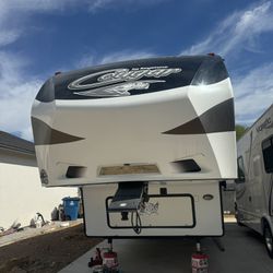 Rv Fifth Wheel For Sale