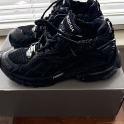 Balenciaga Kith Runner