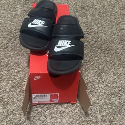 Nike Slides 