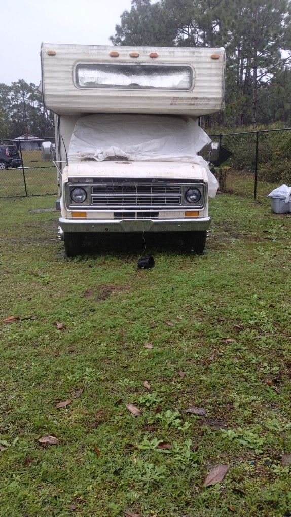 1978 original Red dale RV Camper 