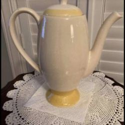 1950’s Era Old English Pottery Tea / Coffee Pot