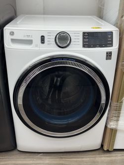 28 Inch Smart Front Load Washer with 4.8 cu. ft. Capacity, 10 Cycles, UltraFresh Vent System With Od