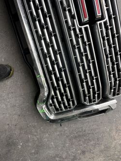 2021 GMC Denali Front Grill