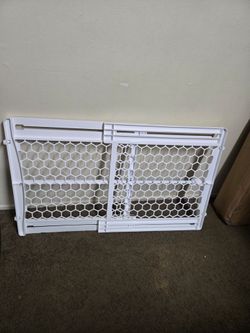 White Plastic Baby or Pet Gate