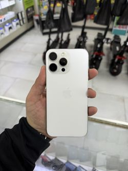 iPhone 16 Pro Max Unlocked 256GB! Finance For $50 Down Payment!!