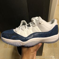 Jordan 11 Low, Navy Snakeskin, Size 10, DS, Original Box