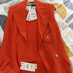 Suit 
