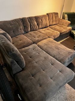 Couch/sectional