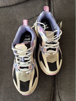 New size 81/2 $30