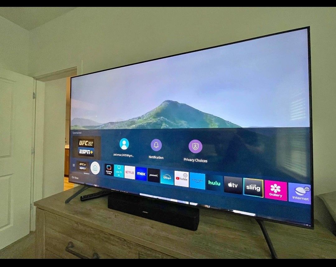 Smart tv Samsung 65” & Barra de Sonido Bose