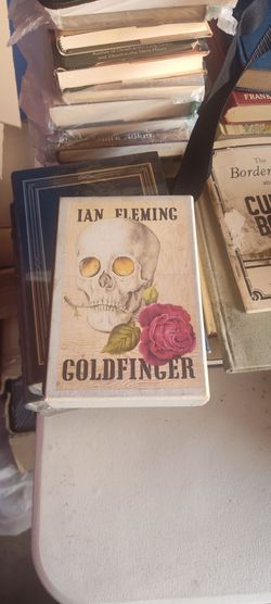 Ian Fleming Goldfinger book 📚 1959