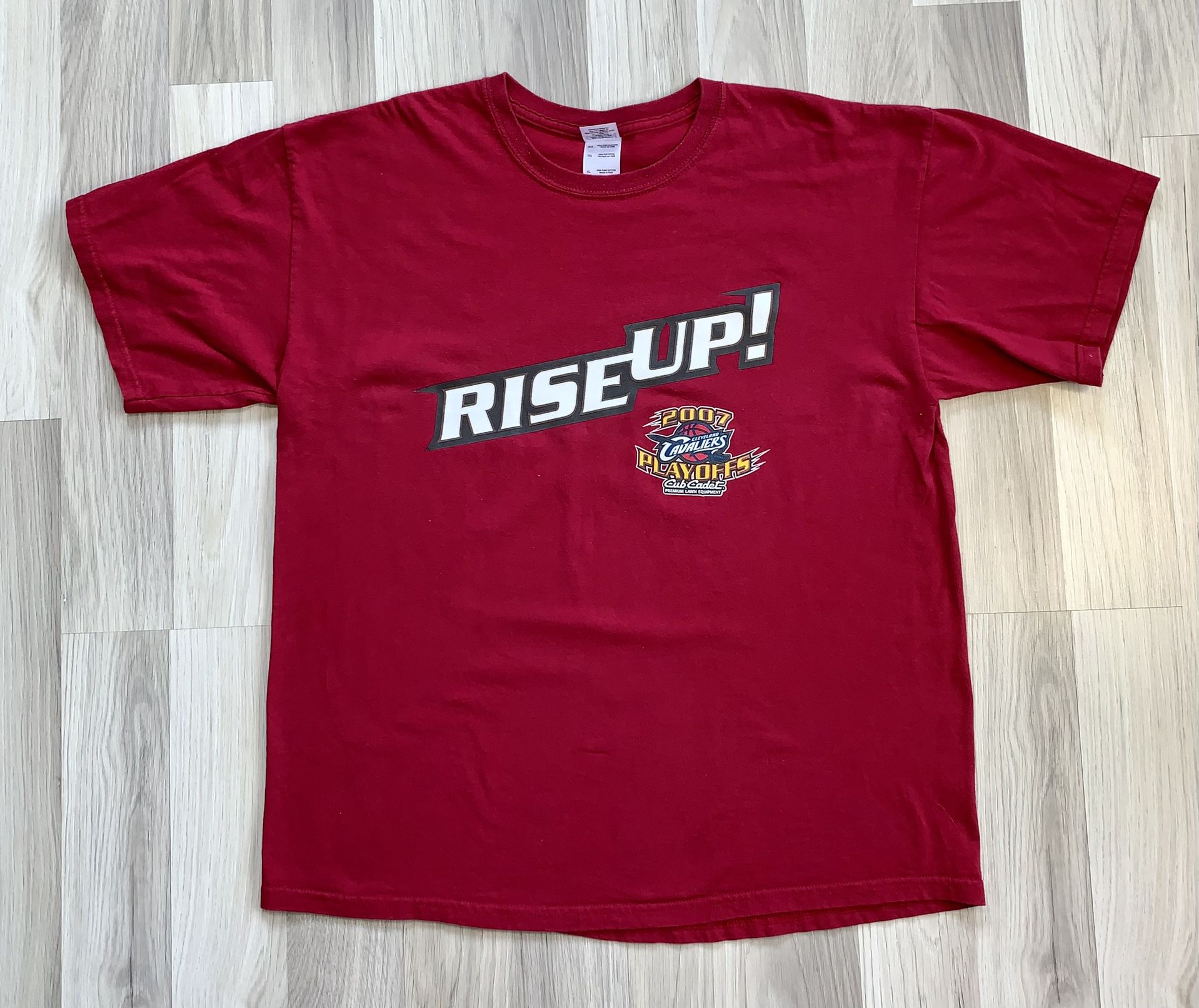 Vintage Cleveland Cavaliers ‘Rise Up!’2007 Playoffs T-shirt. Lebron James. Size XL. Good Condition, See All Pics   