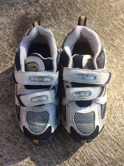 Toddler boys shoes
