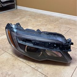 -2017”2017 Honda Pilot Oem Right side Headlight With Led DRL