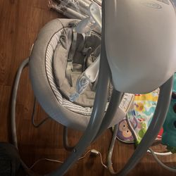Graco Baby Swing 