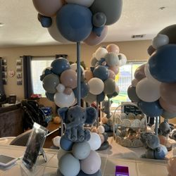 Baby shower centerpieces