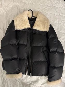 Coach winter puffer jacket Small 160/88A