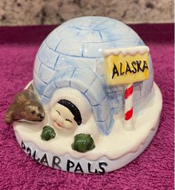 Polar Pals Alaska Igloo Coin Bank