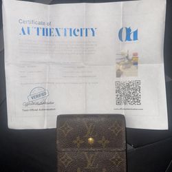 Louis V Men’s monogram Wallet 