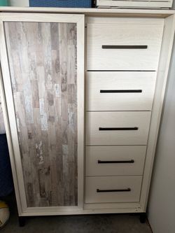 Evanni 5 drawer dressing chest