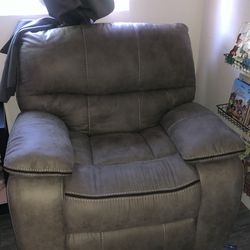 Reclining chair, no stains or tears
