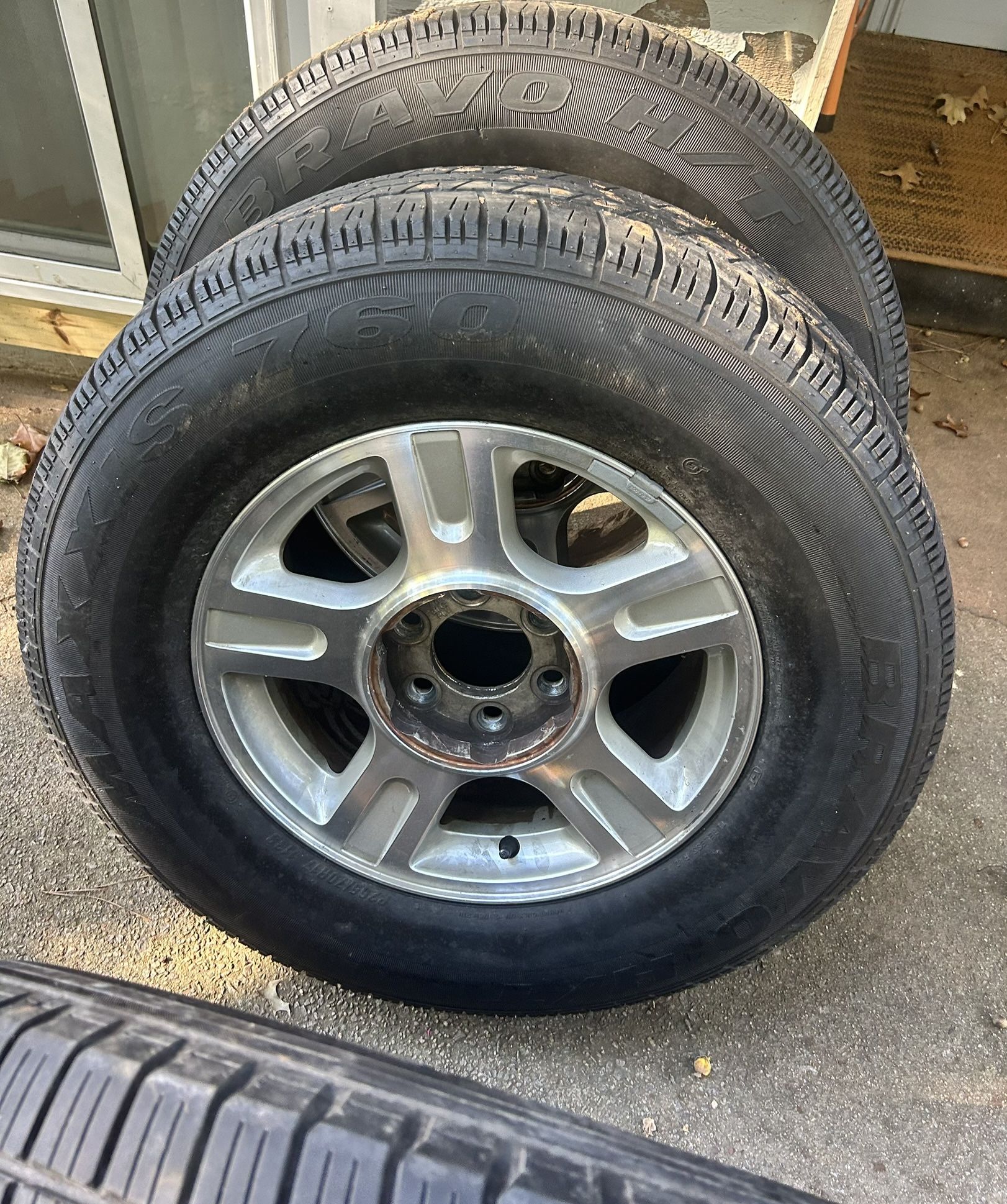 PRODIGY T/H juego de 4 llantas P265/70R17. 113S con rines 