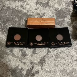 Anastasia Beverly Hills 