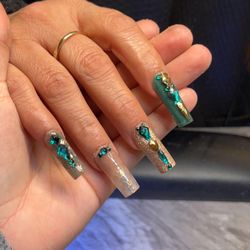 Aclylic Nails 