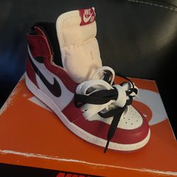 Jordan 1 Lost And Found Size 4y